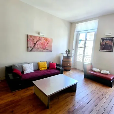 Duplex Au Centre De Lägenhet